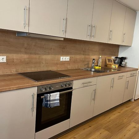 Traumhafte Business & Relax Wohnung Direkt Im Stadtkern Oettingens By Elation Homes Oettingen in Bayern Exteriör bild