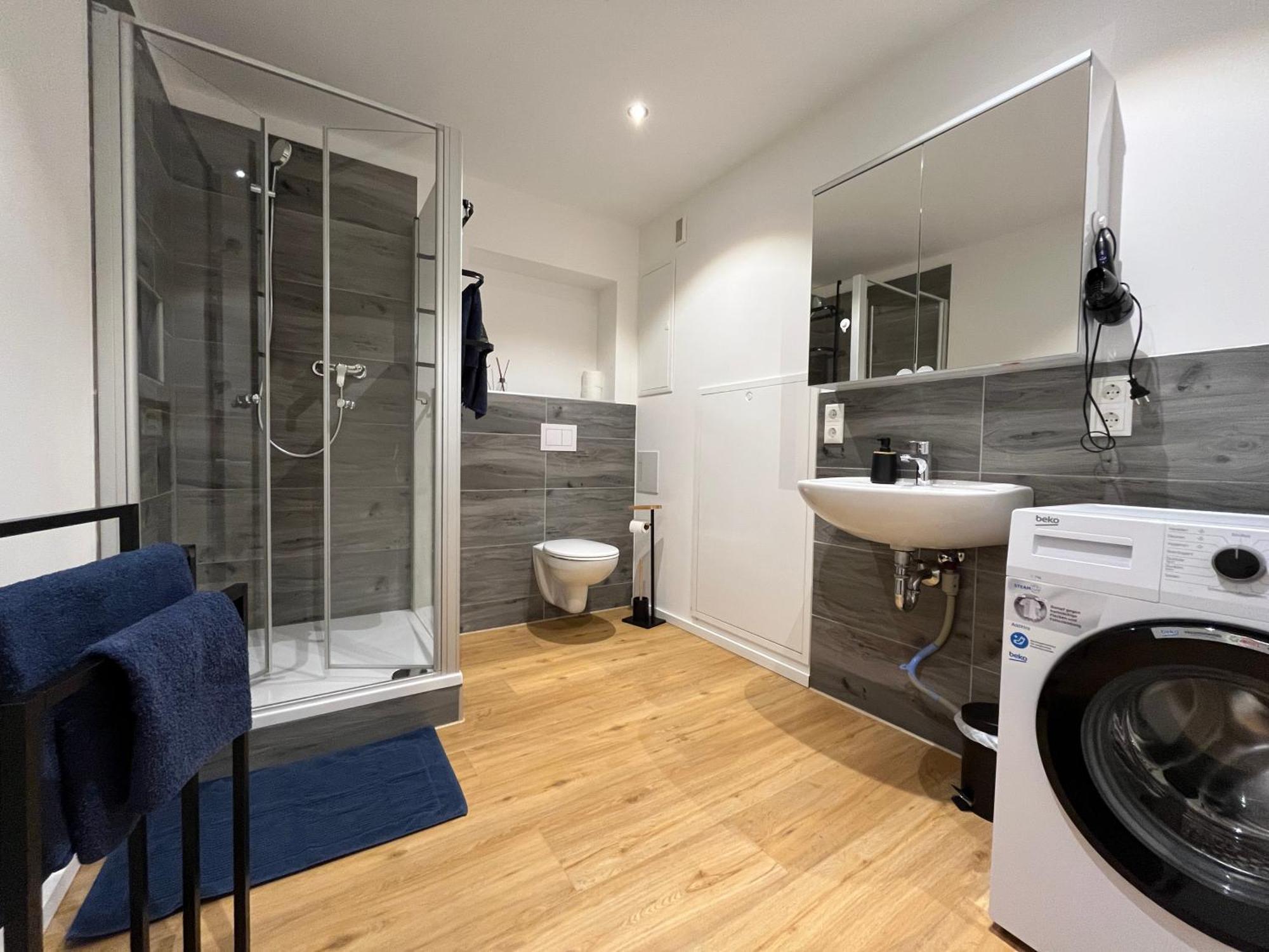 Traumhafte Business & Relax Wohnung Direkt Im Stadtkern Oettingens By Elation Homes Oettingen in Bayern Exteriör bild