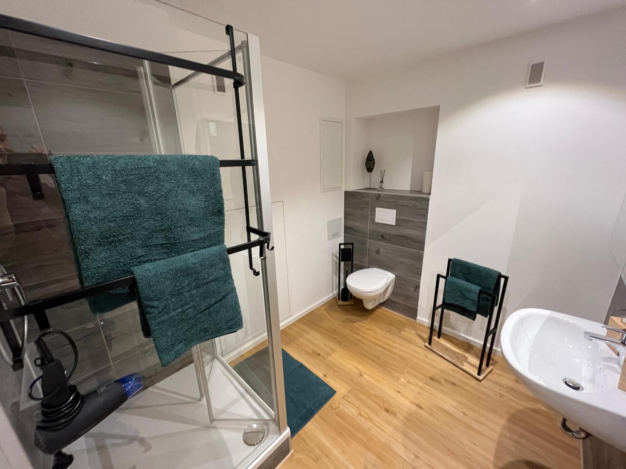 Traumhafte Business & Relax Wohnung Direkt Im Stadtkern Oettingens By Elation Homes Oettingen in Bayern Exteriör bild